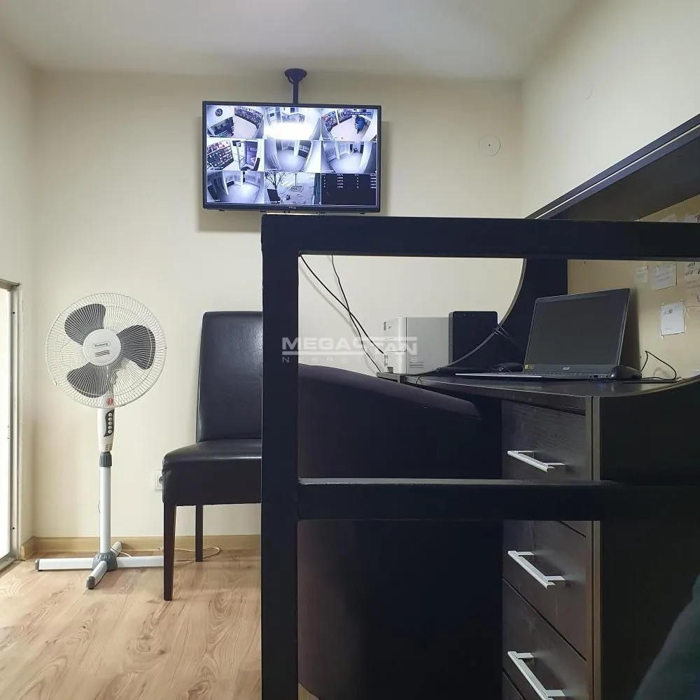 Rent, office space, 100m², Palilula Sve Podlokacije, Beograd