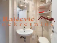 Prodaja, trosoban stan, 75m², Senjak, Beograd - image 10