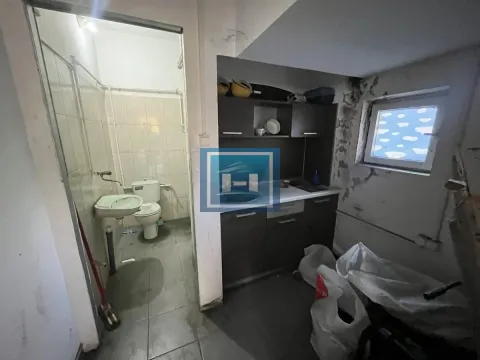 Prodaja, poslovni prostor, 490m², Lipar, Jagodina - image 15