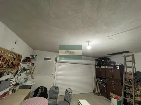 Sale, house, 122m², Kragujevac, Srbija - image 21