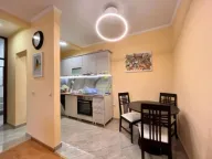 Izdavanje, dvosoban stan, 65m², Pobrežje, Podgorica - image 4