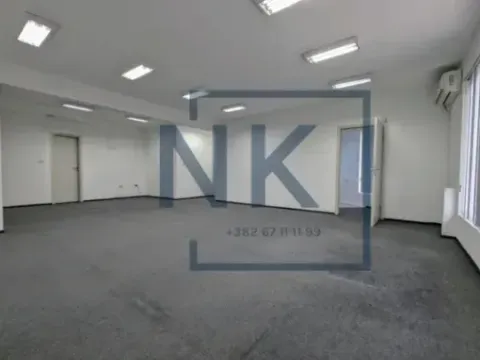 Rent, office space, 160m², 1 maj, Podgorica - image 13