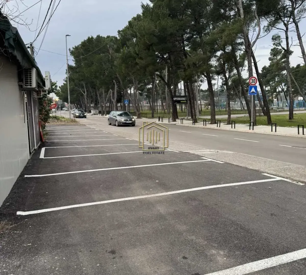 Rent, office space, 20m², Murtovina, Podgorica