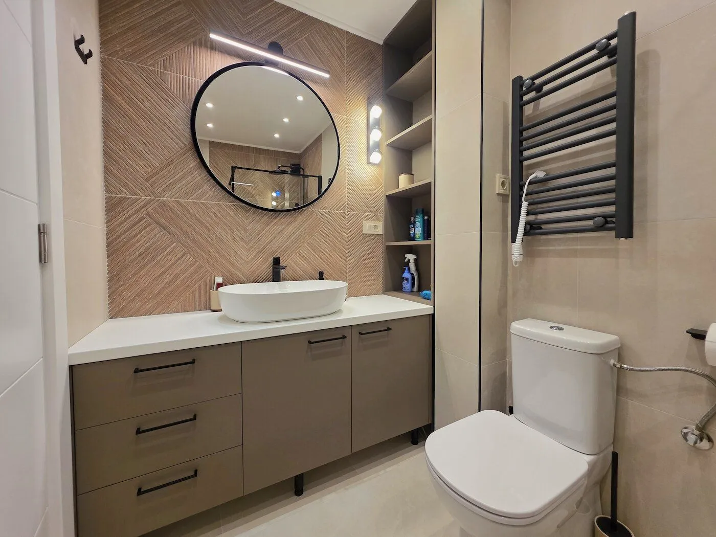 Rent, two bedroom apartment, 75m², Preko Morače, Podgorica