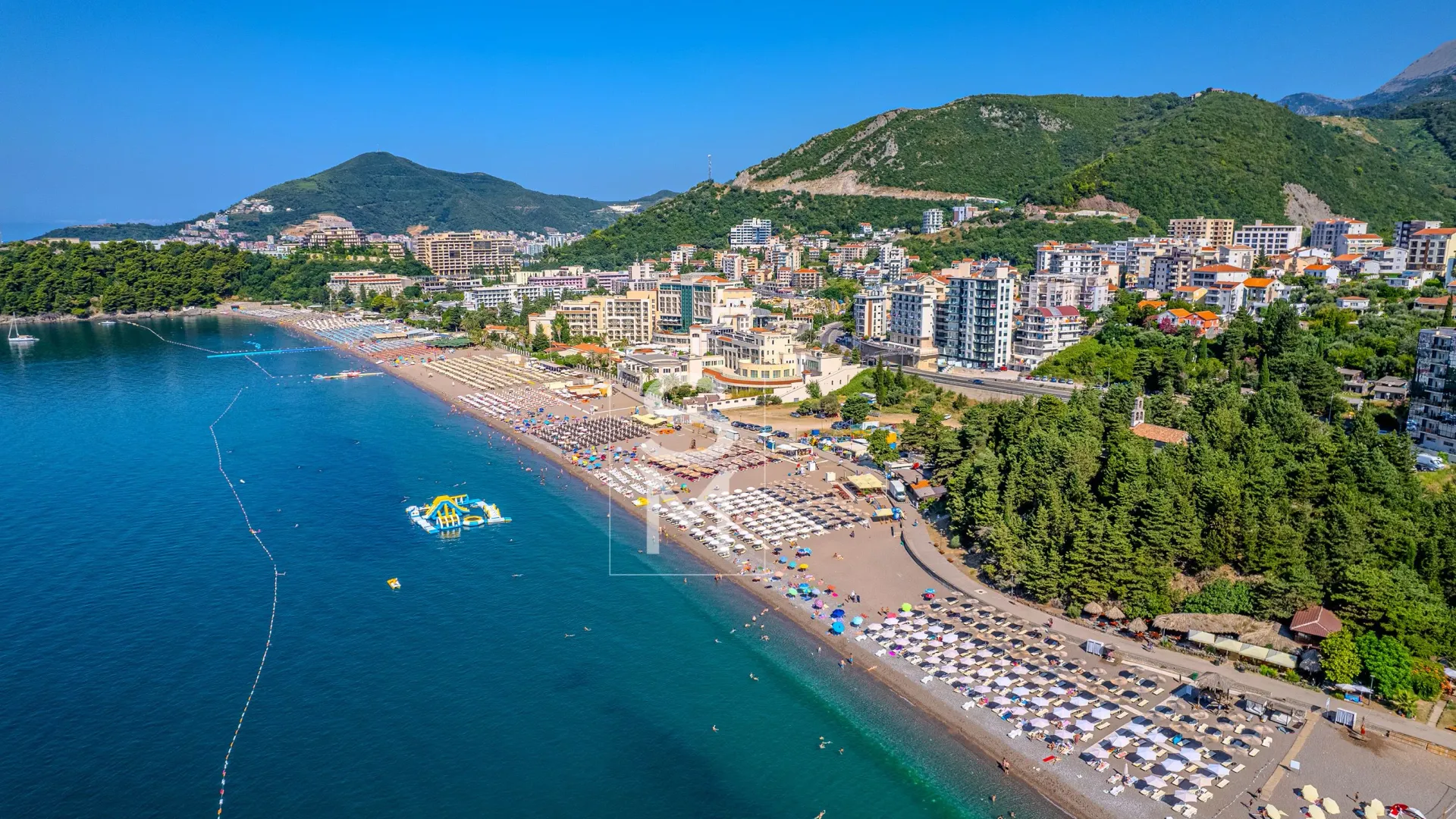 Daily-rent, two bedroom apartment, 48m², Bečići, Budva