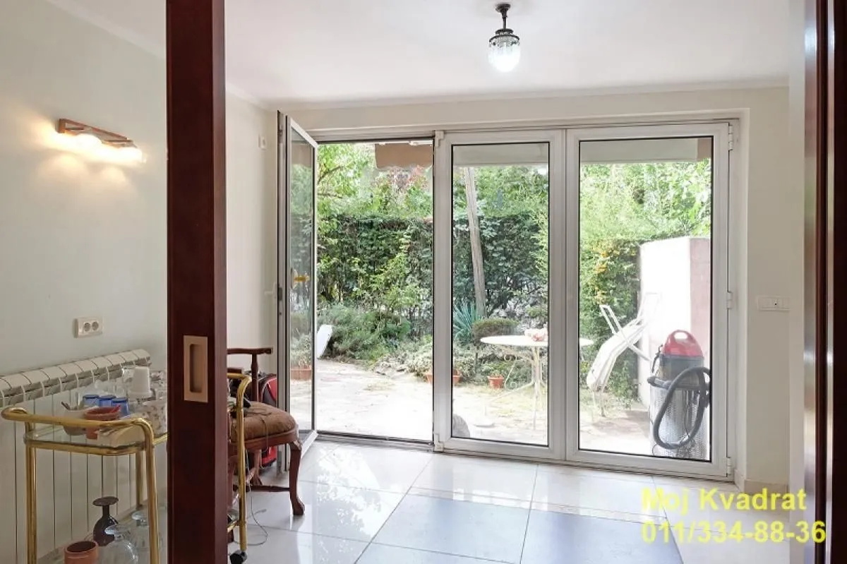 Sale, house, 200m², Banovo Brdo, Beograd