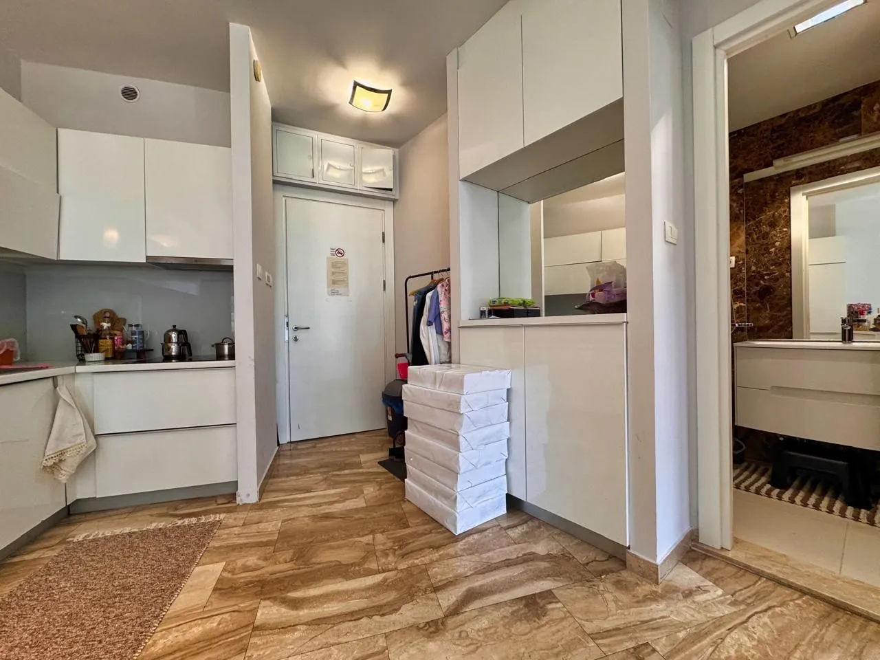 Izdavanje, dvosoban stan, 65m², Centar, Budva