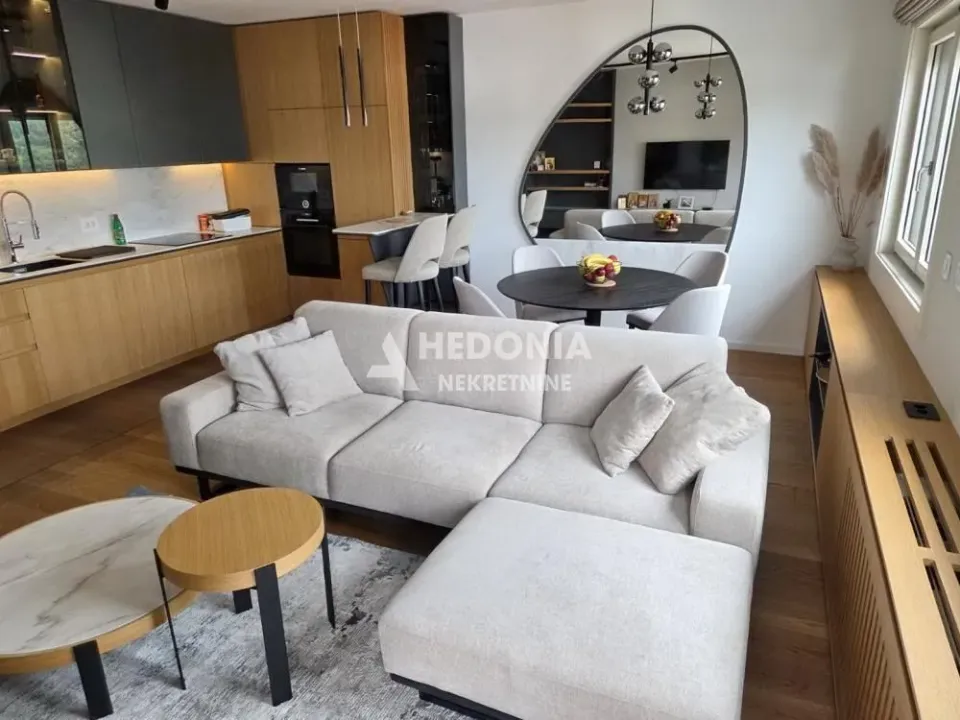 Sale, three bedroom apartment, 90m², Savski Venac, Beograd