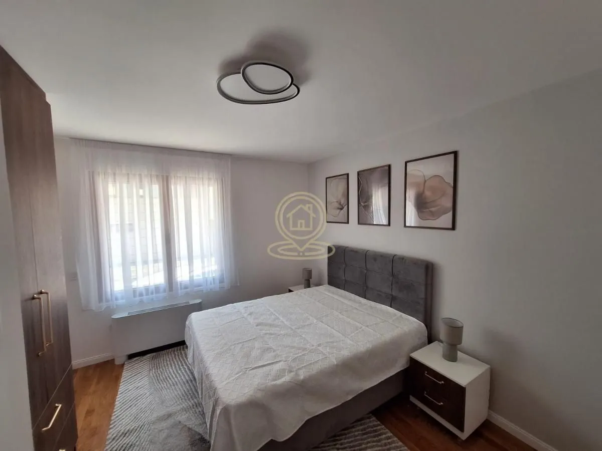 Izdavanje, trosoban stan, 90m², Lekino Brdo, Voždovac Sve Podlokacije