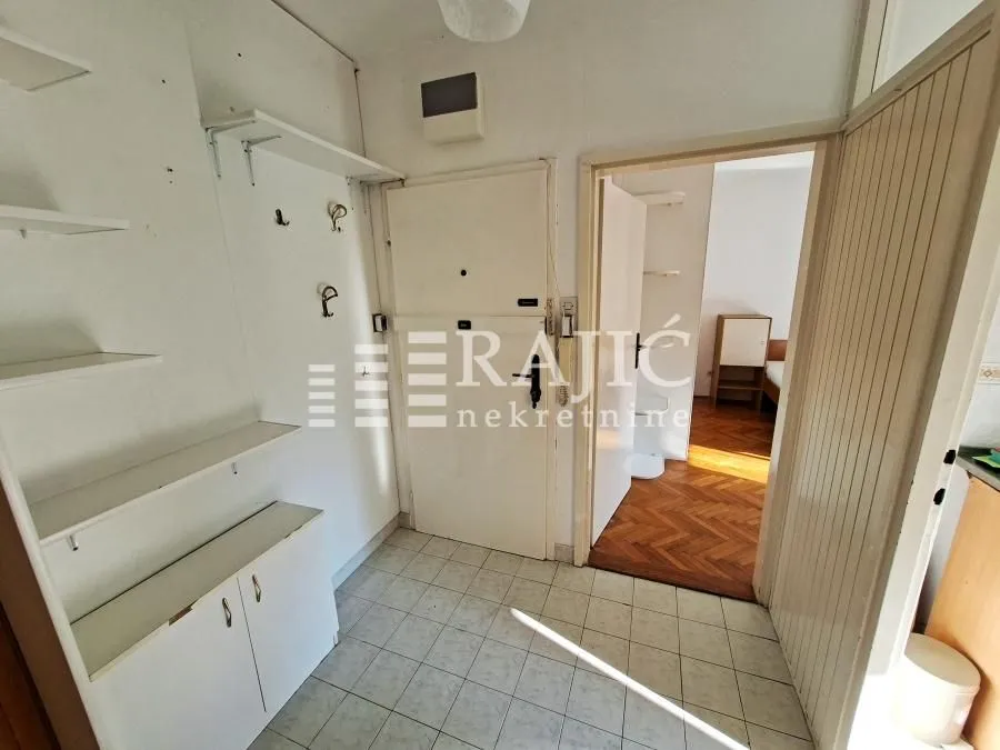 Rent, two bedroom apartment, 51m², Uciteljsko Naselje, Zvezdara Sve Podlokacije