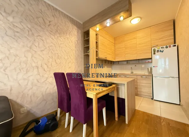 Izdavanje, jednosoban stan, 50m², Ljubović, Podgorica