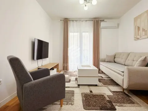 Prodaja, jednosoban stan, 40m², Tuški Put, Podgorica - image 2