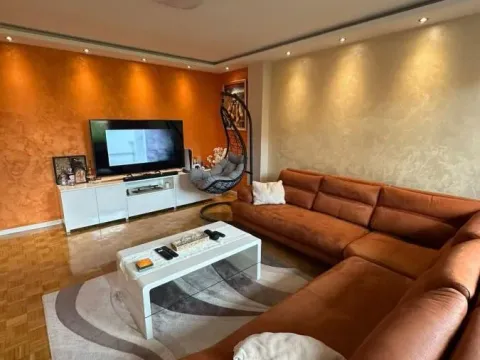 Stan in Novo naselje