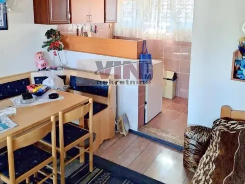 Sale, one bedroom apartment, 33m², Petlovo Brdo, Beograd - image 2