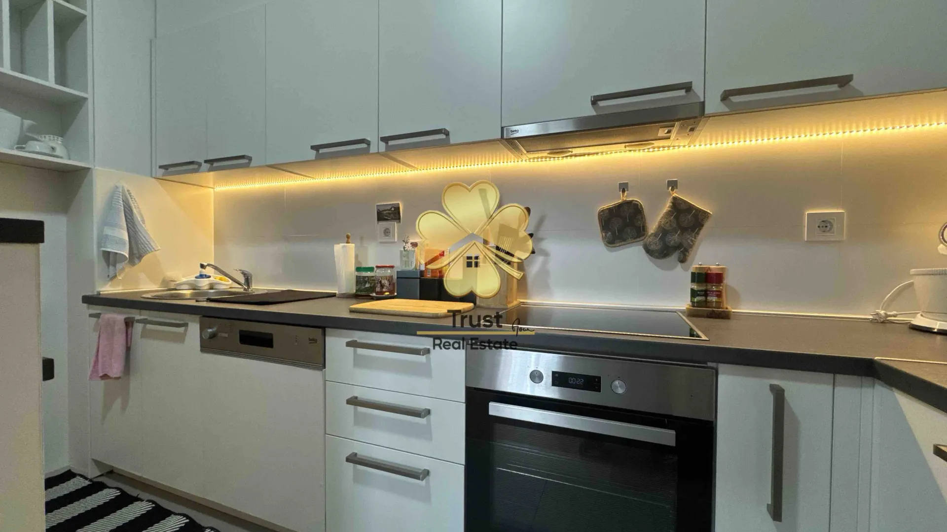 Rent, one bedroom apartment, 50m², Stari Aerodrom, Podgorica