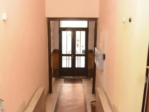 Prodaja, jednosoban stan, 34m², Kalenić Pijaca, Vračar Sve Podlokacije - image 15