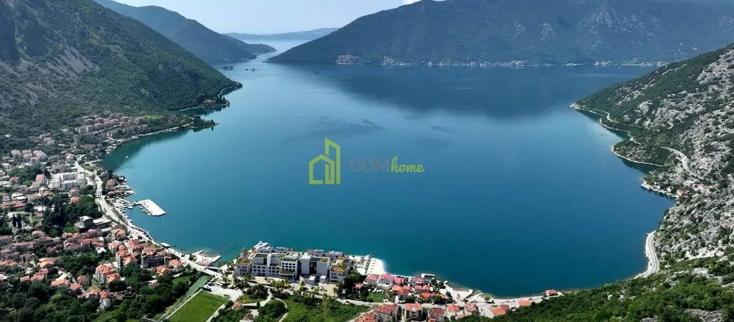 Prodaja, trosoban stan, 131m², Risan, Kotor