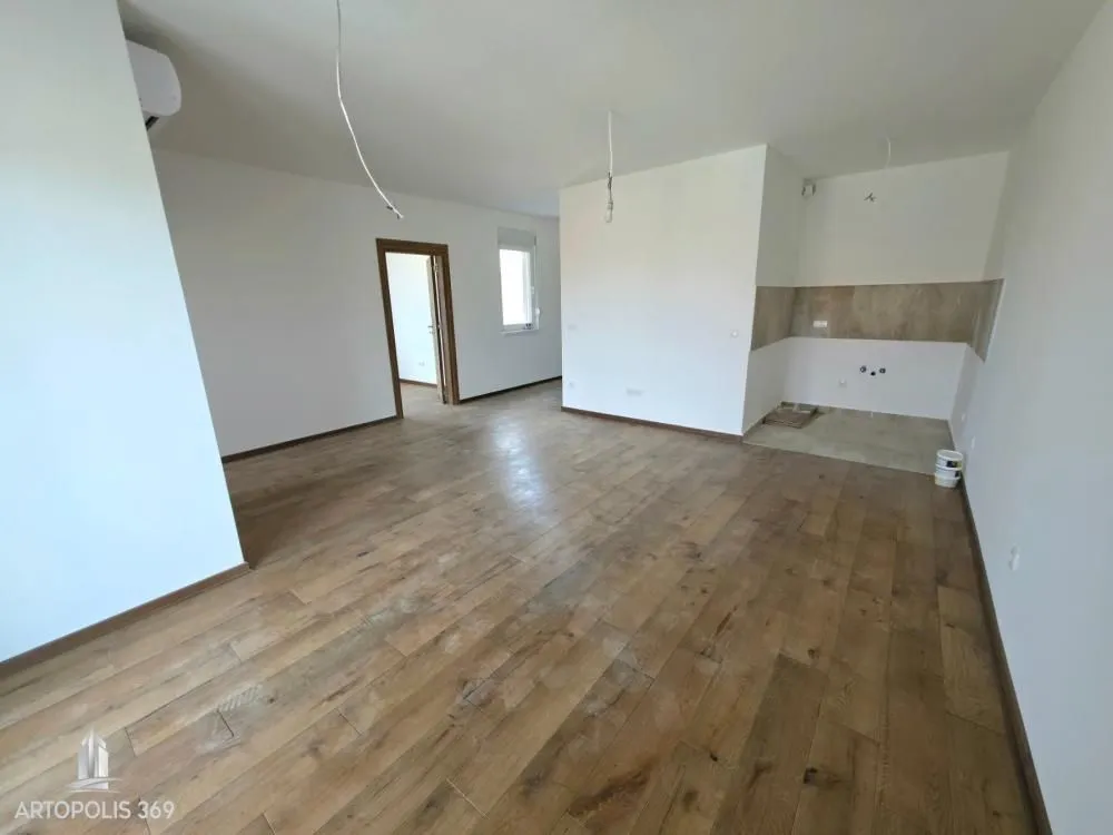 Prodaja, dvosoban stan, 56m², Miljakovac, Rakovica