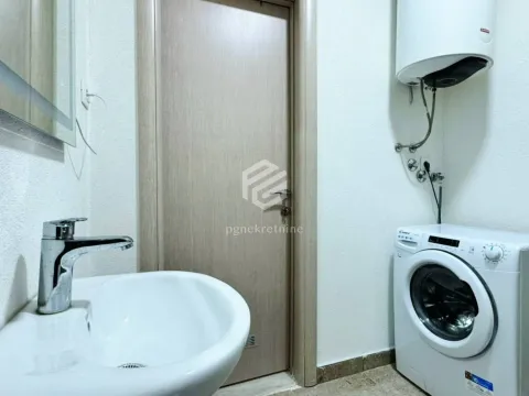 Izdavanje, stan, 33m², Stari Aerodrom, Podgorica - image 8