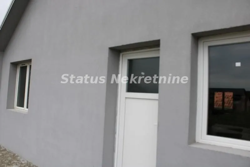 Prodaja, kuća, 242m², Novo naselje, Novi Sad