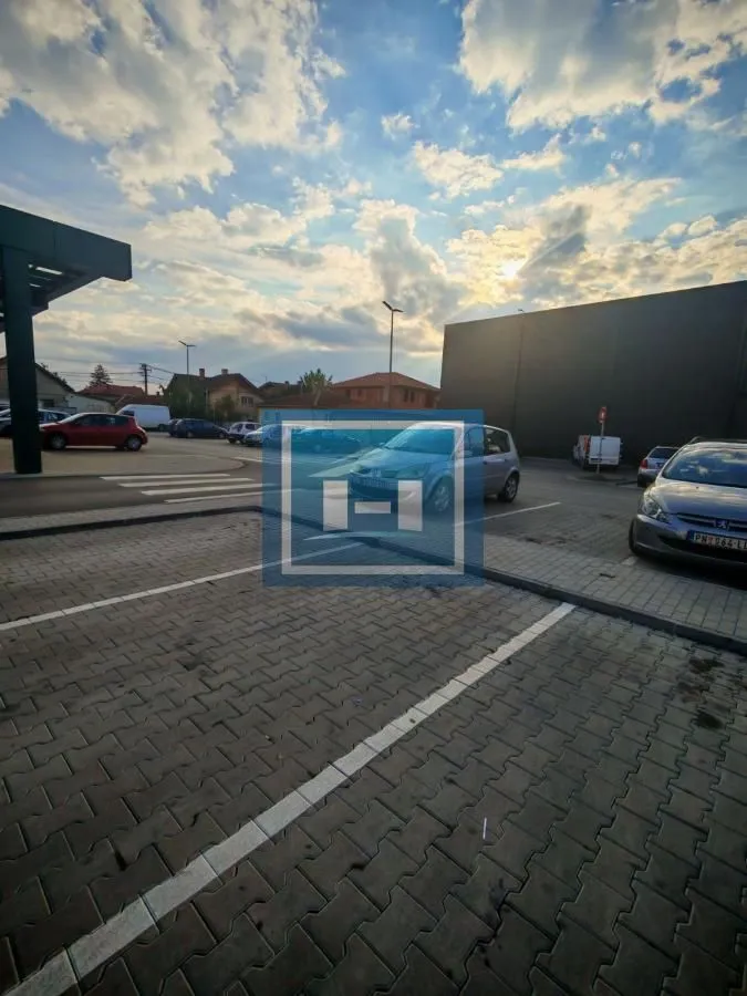 Rent, office space, 582m², Jagodnjak, Paraćin