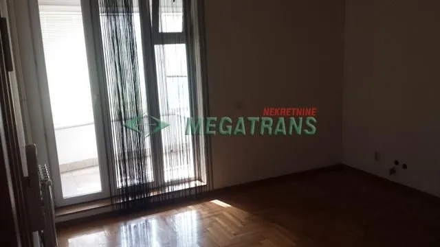 Rent, four bedroom apartment, 103m², Novi Beograd Blok 29, Novi Beograd Sve Podlokacije