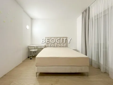 Izdavanje, četvorosoban stan, 160m², Dedinje Sve Podlokacije, Beograd - image 15