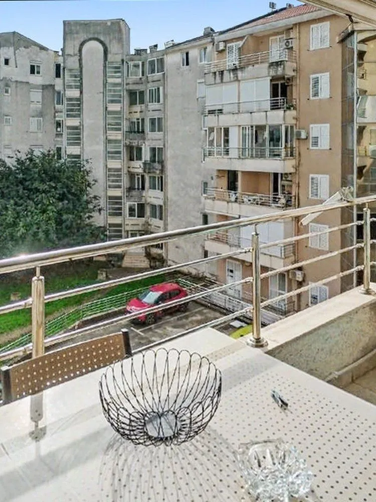 Sale, two bedroom apartment, 76m², Rozino, Budva