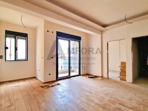 Sale, two bedroom apartment, 53m², Dobra Voda, Budva - image 8