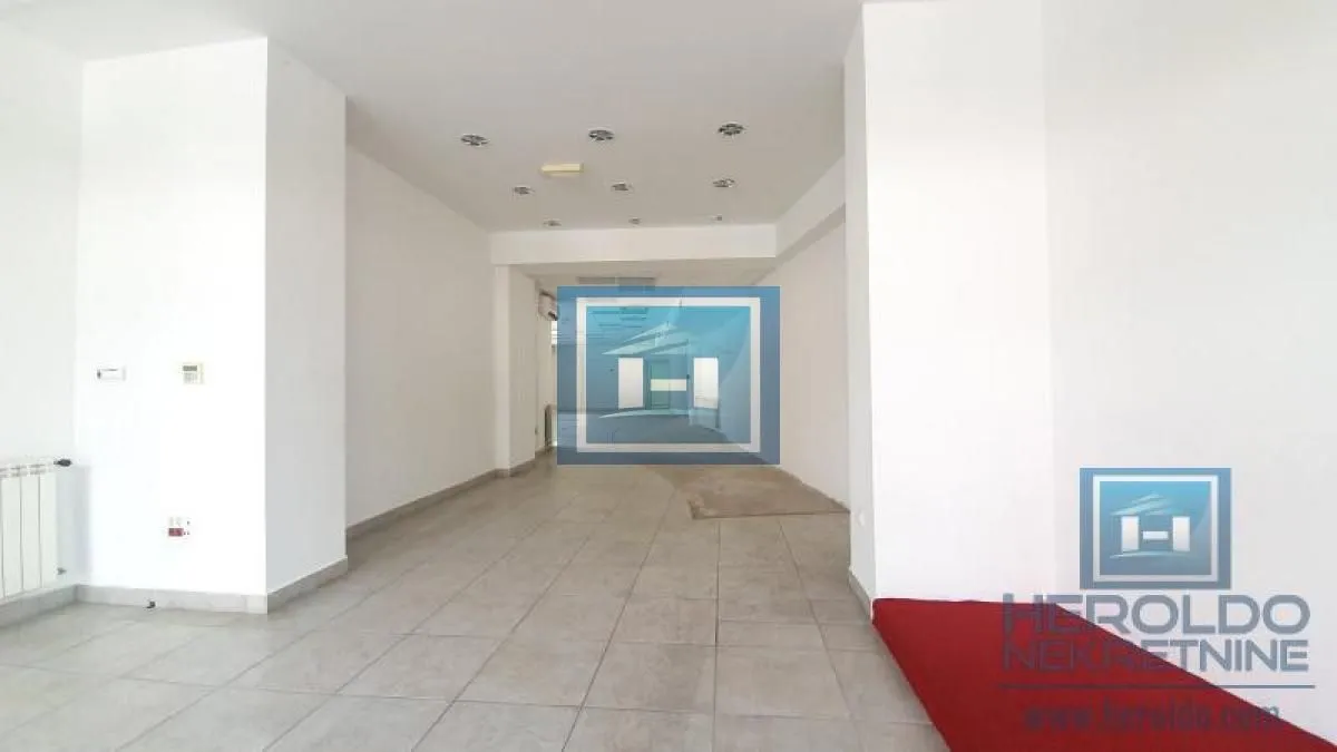 Rent, office space, 171m², Centar, Jagodina