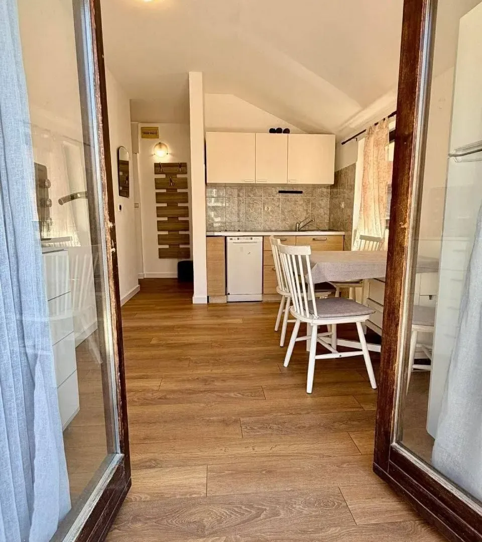 Prodaja, garsonjera, 46m², Bečići, Budva