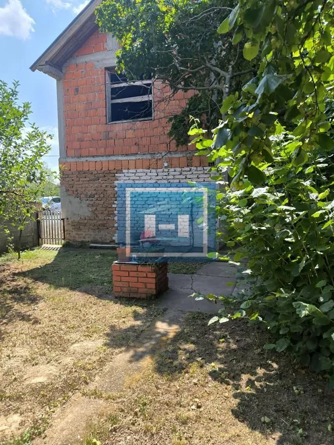 Sale, house, 232m², Ćuprija, Srbija