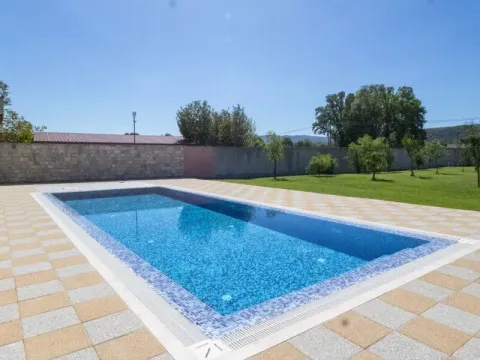 Izdavanje, kuća, 180m², Podgorica, Crna Gora - image 9