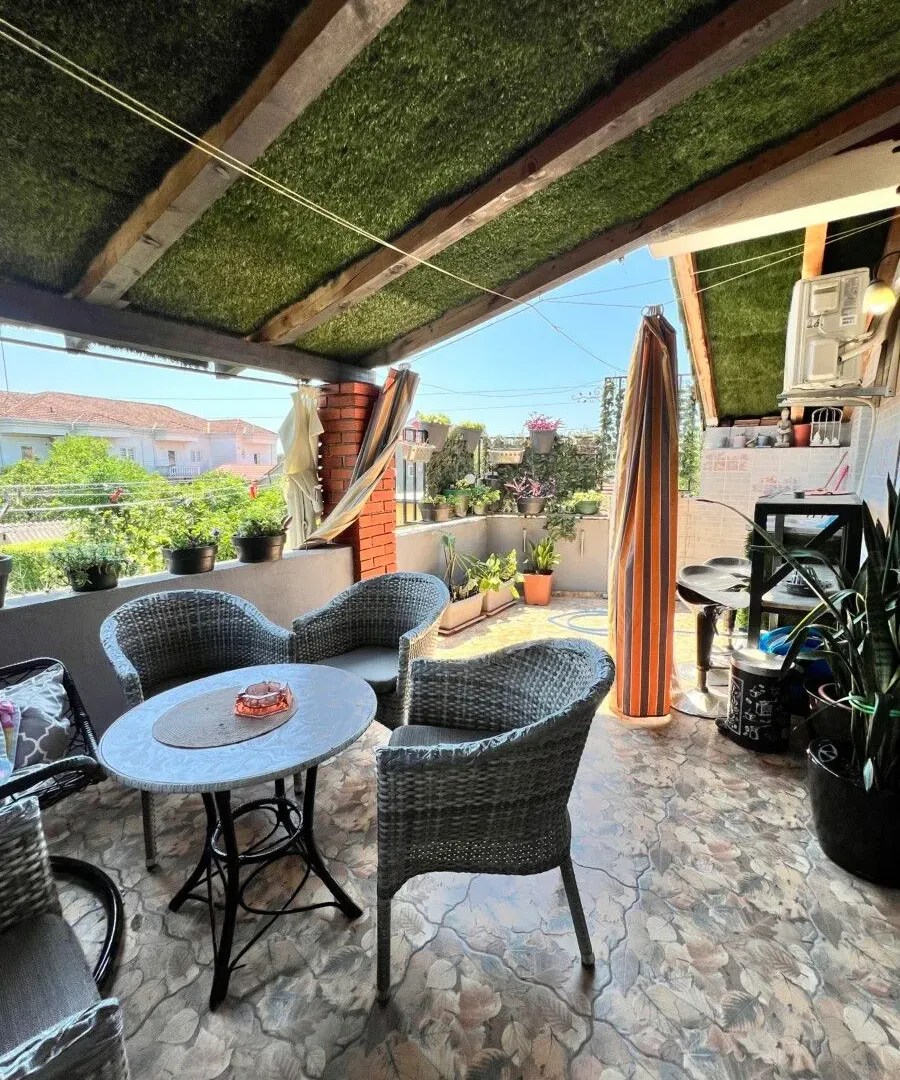 Izdavanje, trosoban stan, 115m², Zelenika, Podgorica