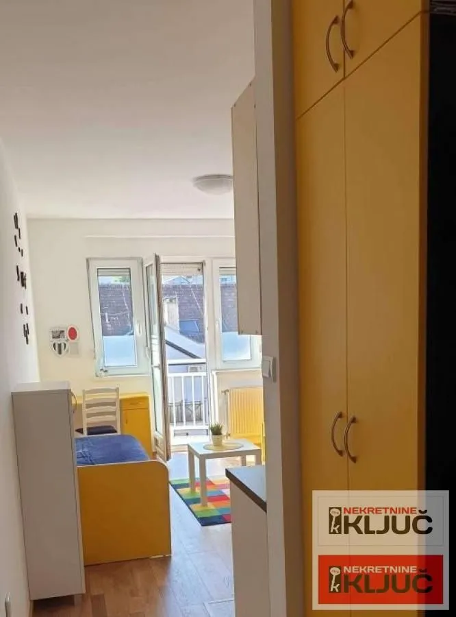 Rent, studio apartment, 26m², Grbavica, Novi Sad Sve Podlokacije