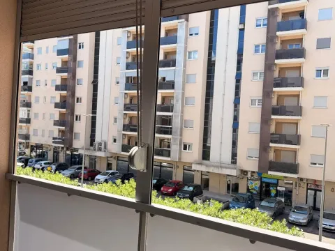 Prodaja, jednosoban stan, 47m², City Kvart, Podgorica - image 7