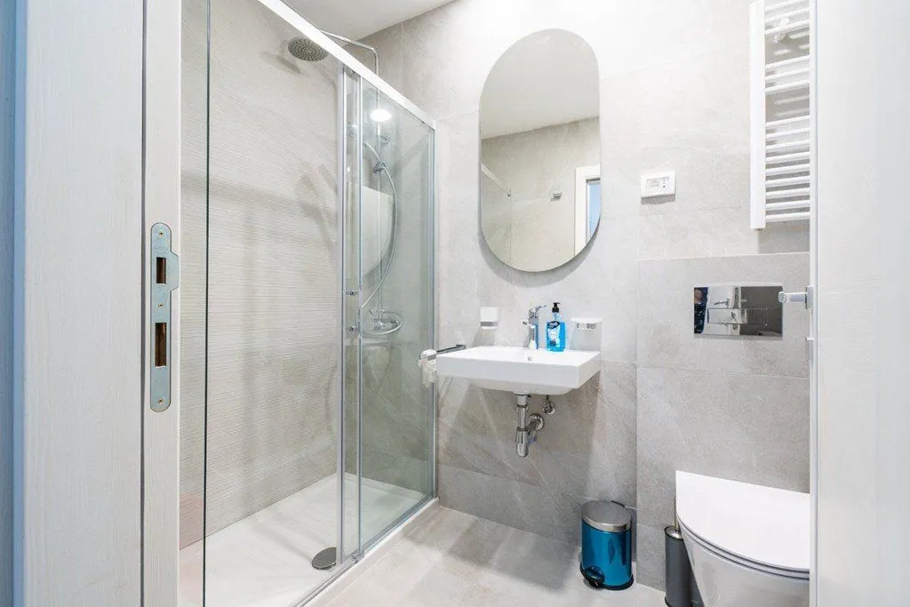 Izdavanje, jednosoban stan, 55m², Central Point, Podgorica