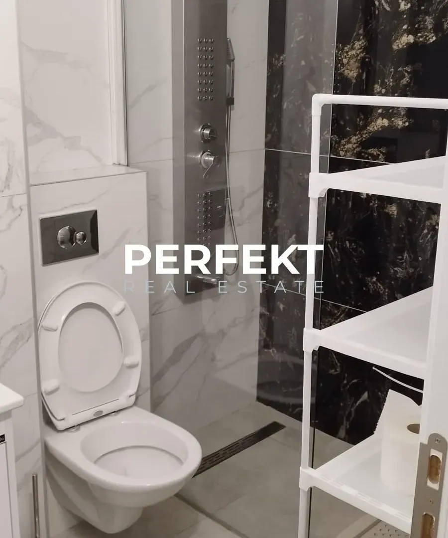 Prodaja, dvosoban stan, 65m², Pančevo, Srbija