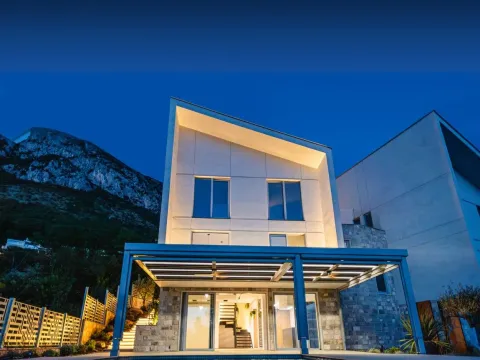 Sale, house, 231m², Blizikuće, Budva
