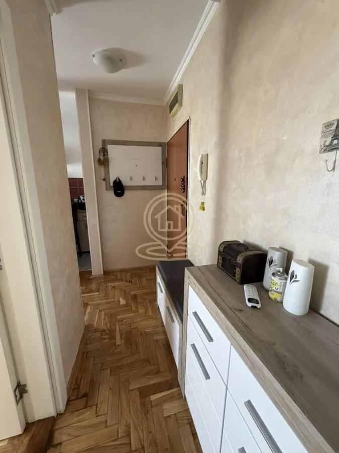 Prodaja, dvosoban stan, 67m², Nova Detelinara, Novi Sad Sve Podlokacije
