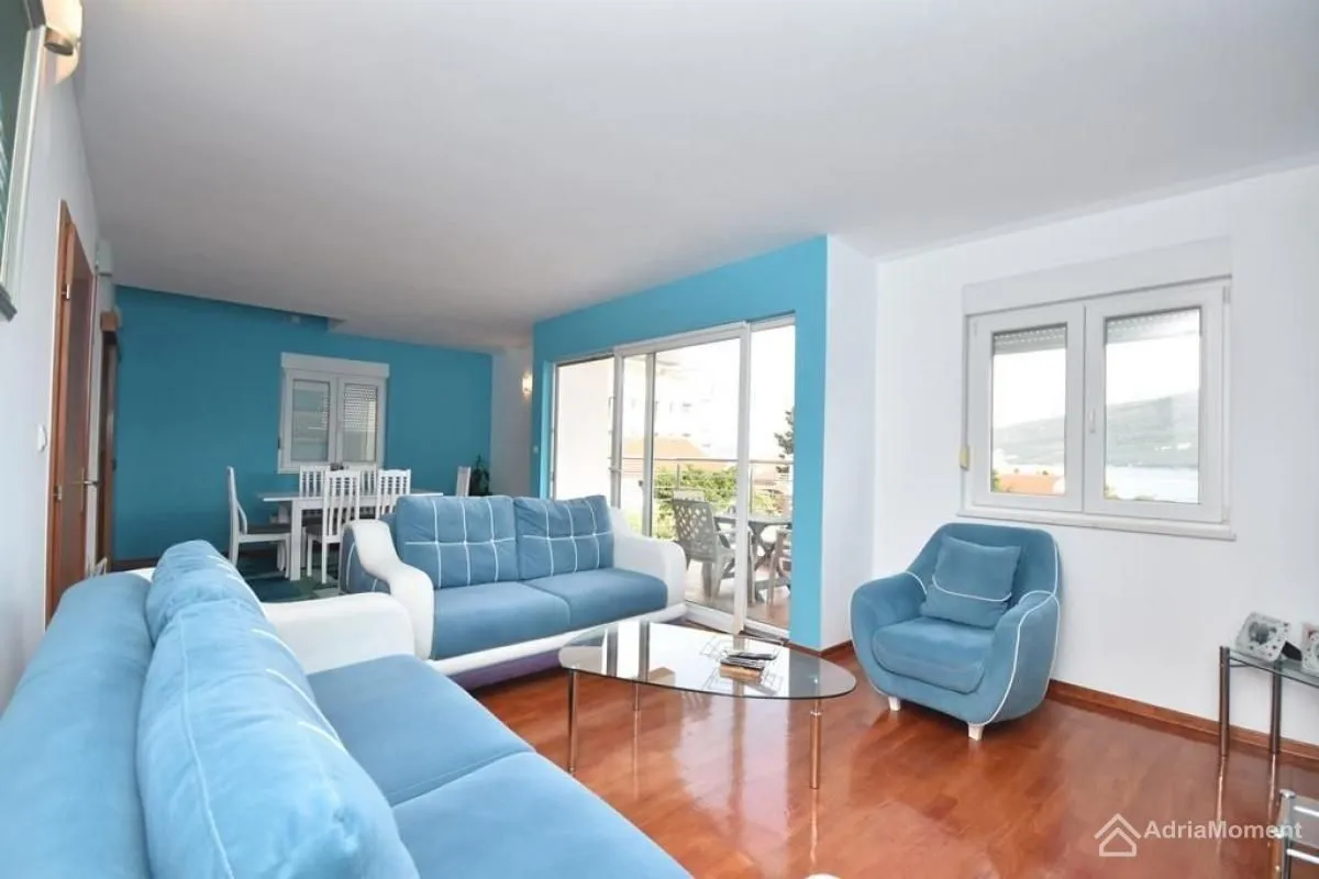 Prodaja, kuća, 275m², Đenovići, Herceg Novi