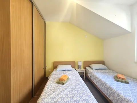 Prodaja, dvosoban stan, 77m², Orahovac, Kotor - image 10