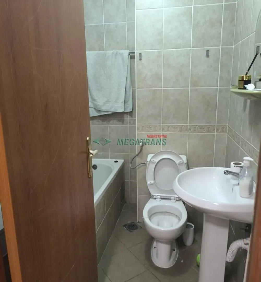 Izdavanje, stan, 25m², Grbavica, Novi Sad Sve Podlokacije