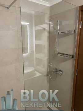 Izdavanje, dvosoban stan, 77m², Preko Morače, Podgorica - image 8