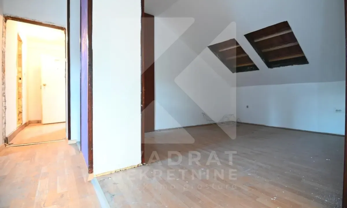 Prodaja, dvosoban stan, 54m², Centar, Podgorica