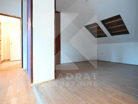 Prodaja, dvosoban stan, 54m², Centar, Podgorica