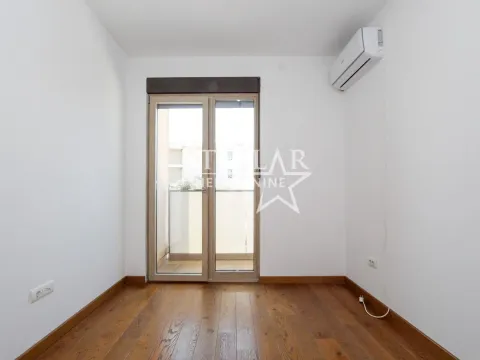 Izdavanje, dvosoban stan, 56m², City Kvart, Podgorica - image 6