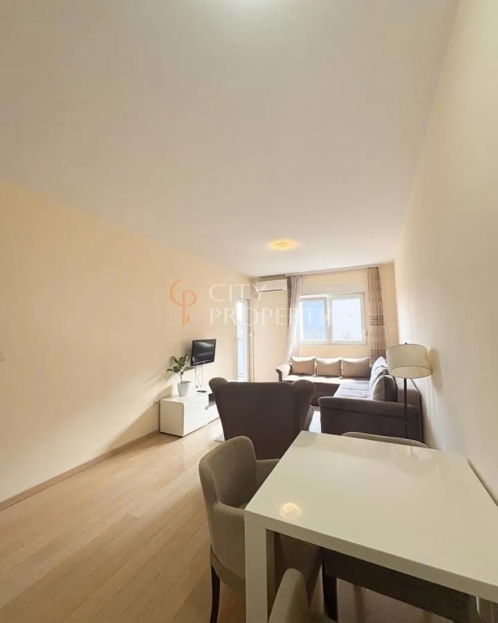 Izdavanje, stan, 46m², City Kvart, Podgorica