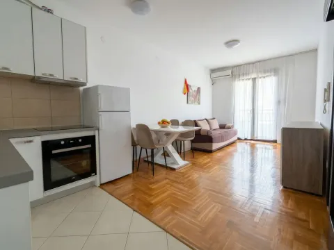 Sale, two bedroom apartment, 42m², Budva, Crna Gora - image 3