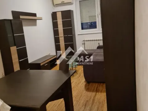 Izdavanje, jednosoban stan, 28m², Adamovićevo Naselje, Novi Sad Sve Podlokacije - image 5